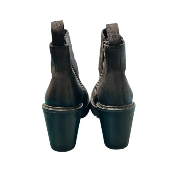 Dr. Marten Heeled Boots, Size 39 (8) - Picture 3 of 6